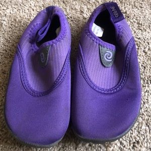 Water shoes (5/$20)